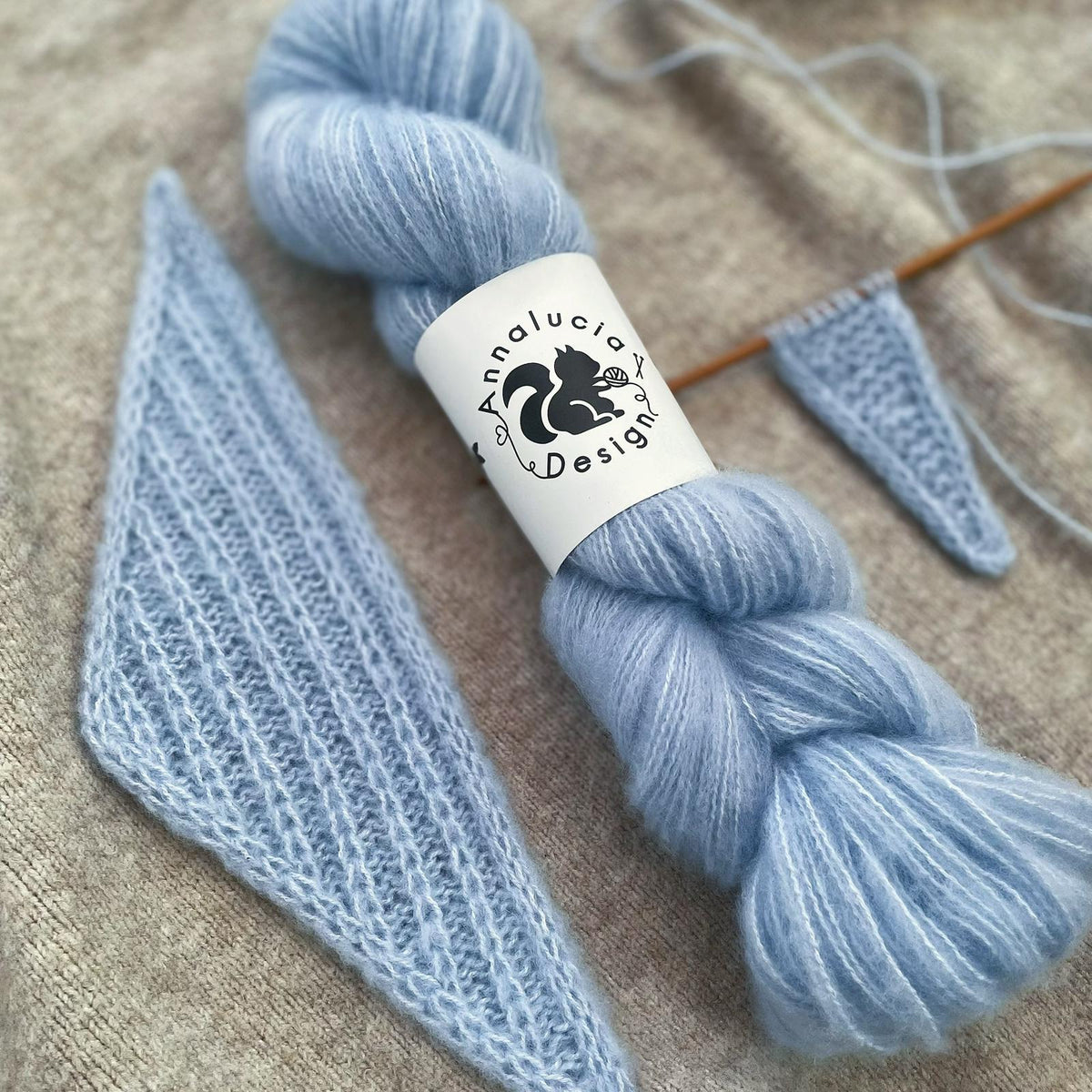 Brushed Cashmere Silk Breeze Blue